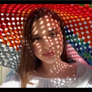 Meet your Posher, Vilena